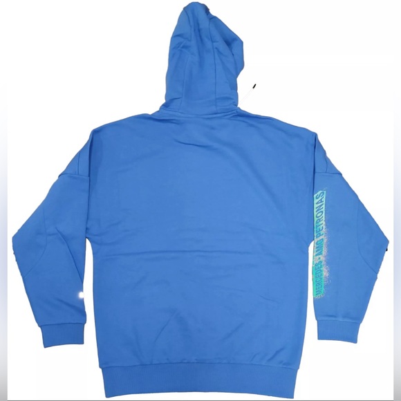 Puma Mercedes AMG Petronas F1 Street Hoodie - Picture 4 of 9